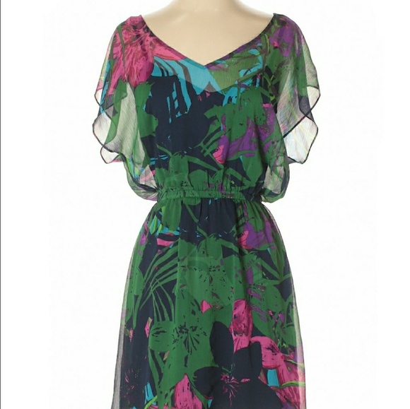 Express Dresses & Skirts - Express Floral Dress, Perfect Condition, Small